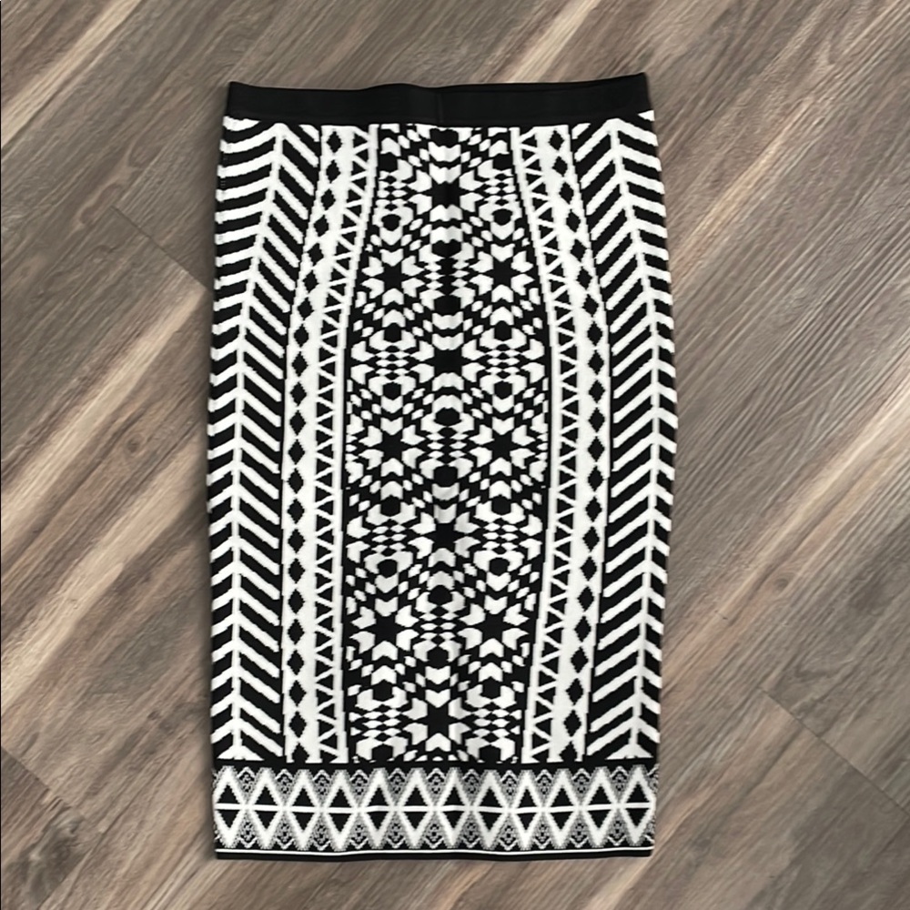 Black and White Patterned Women's Pencil Skirt Jealous Tomato